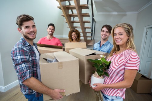 Different box sizes for home packing in Hornsey