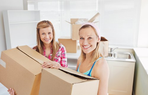Safe transport of household furniture during a Hornsey move
